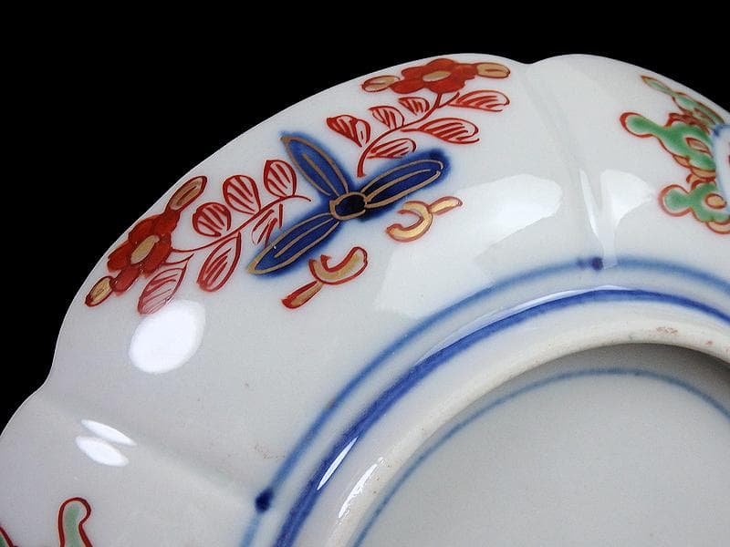 大聖寺伊万里　金襴手　菊に柘榴　松竹梅の図　輪花４寸皿２枚　E638AS-DCh