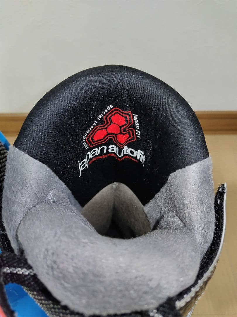 GEN BUMPS7 スキーブーツ