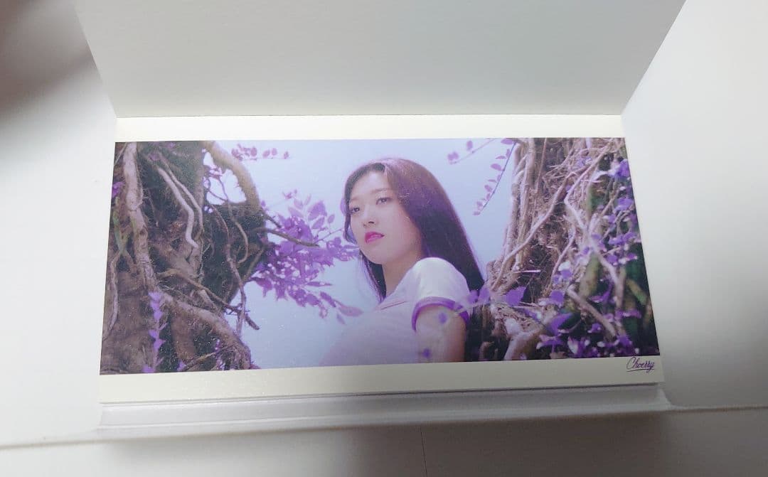 LOONA　今月の少女　深化学習班　ヨジンサイン入りMD