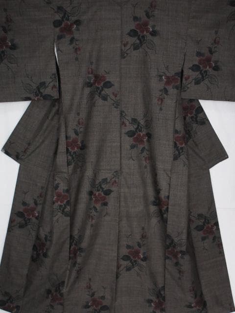 未着用に近い！都喜エ門＊藤絹織物＊７マルキ＊本場大島紬＊着物＊１６７ｃｍ＊裄６６