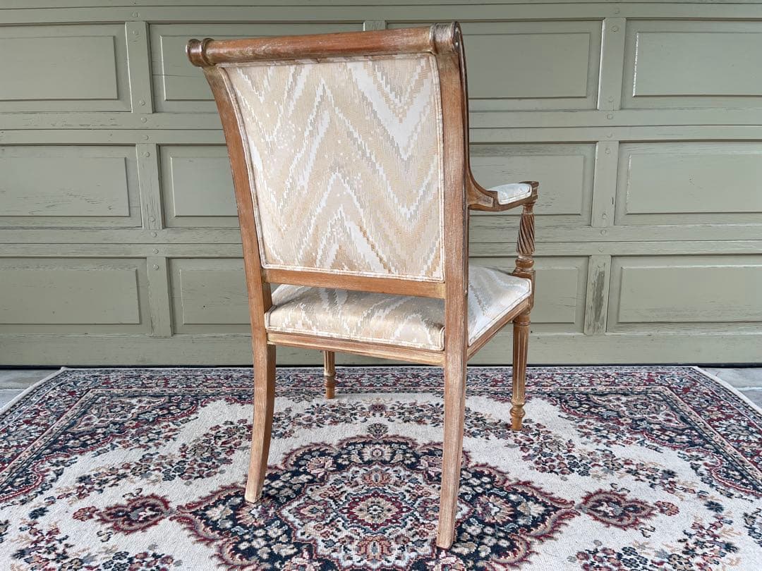 クラシックデザイン ダイニングチェアIDC 大塚家具 BIANCO デカペ塗装