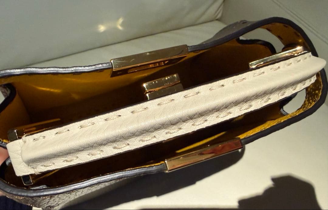 FENDIピーカブーアイコニックエッセンシャリー,ワンダーズキーホルダー　セット