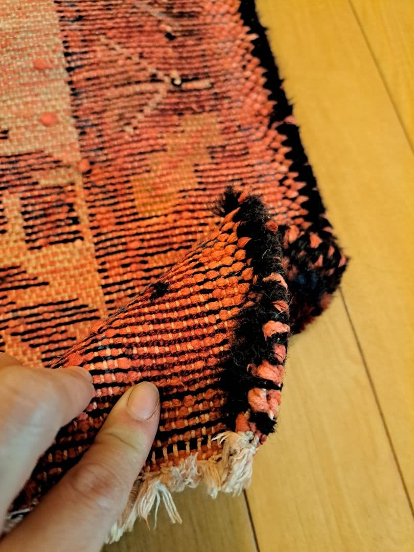 イラン　トライバルラグ　ヴィンテージラグ　ウール　手織り　ペルシャ絨毯