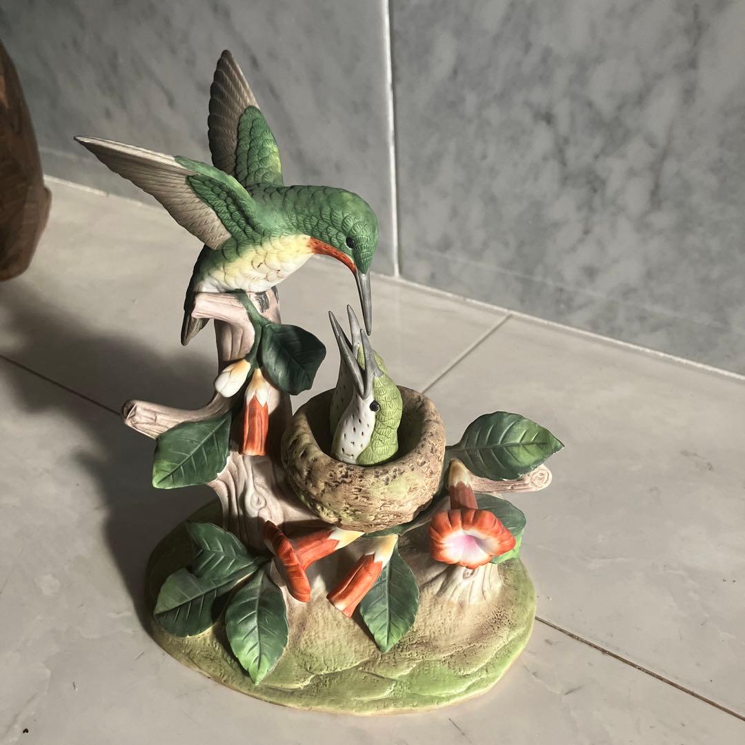 アメリカ90年代名門Andrea社　美しい色彩のハチドリ陶器オブジェ