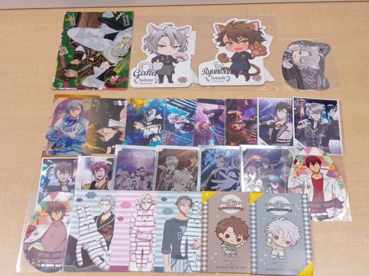 ❶アイナナ 紙類 特典 色紙 ぱしゃこれ 箔押しなど 大量 まとめ売り