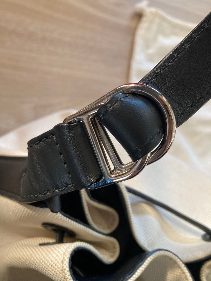 バレンシアガ　巾着バック　バケツバック