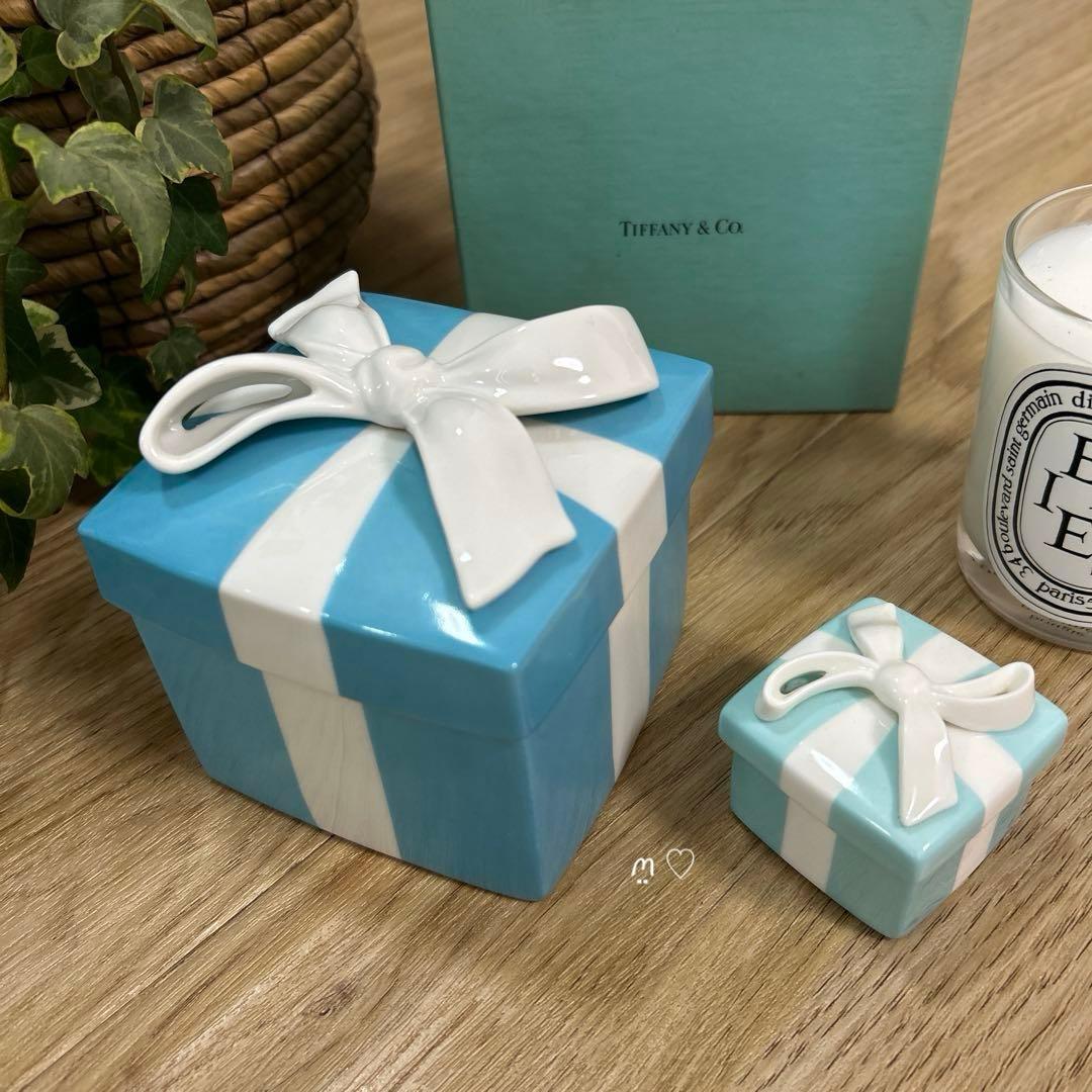 ティファニー　ブルーボウボックス　ラージ　プレゼントリボン　小物入れ　インテリア