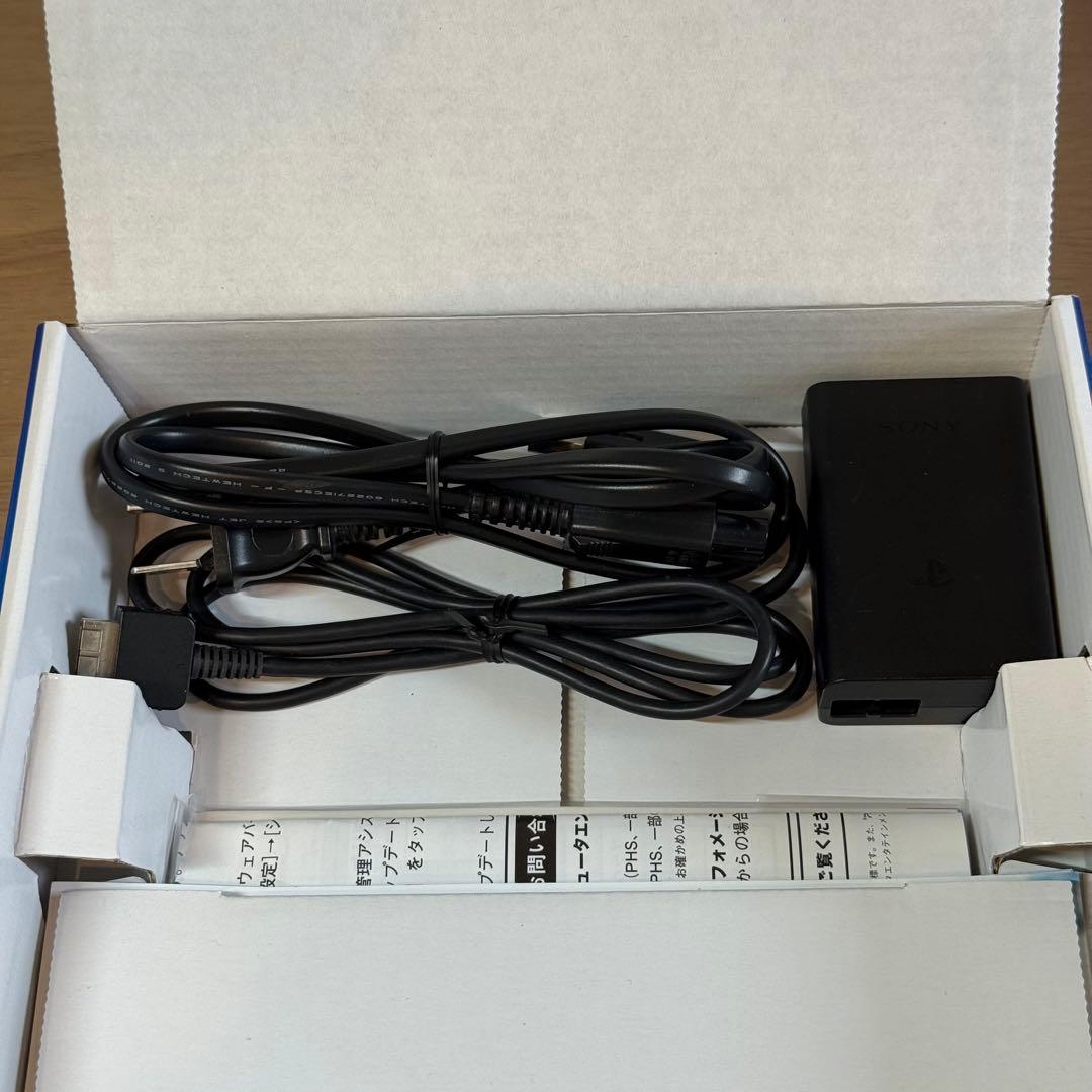 5-136 PSVITA PCH-1000 クリスタル・ブラック 箱付き