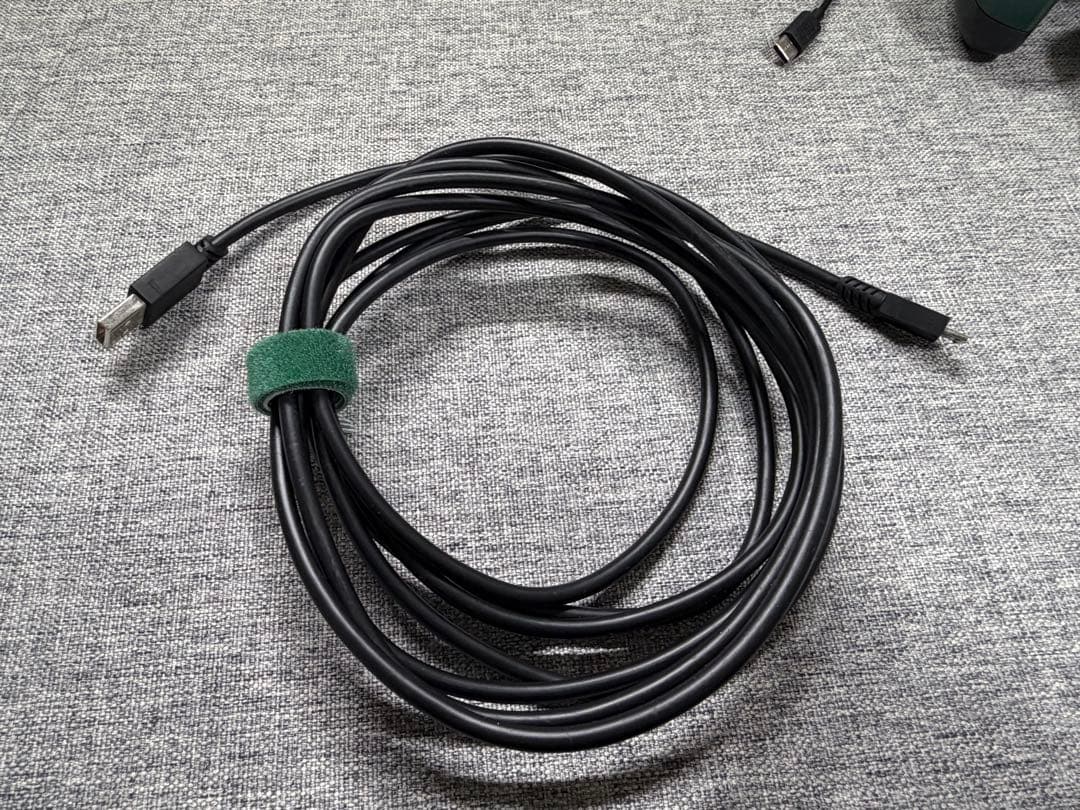 PSVita PCH-2000 グレイシャー・ホワイト