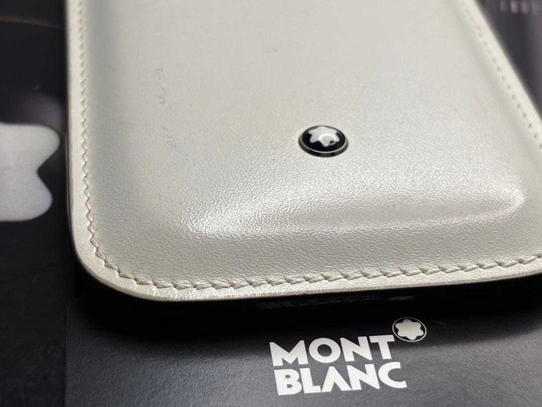 ⭐️美品⭐️モンブラン稀少完売逸品！本革製ペンポーチ・スマホケース・小物入れ白パール