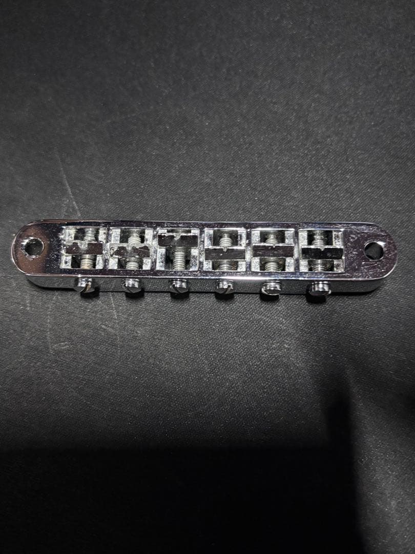 Gibson ブリッジ　ナッシュビルタイプ　テイルピース