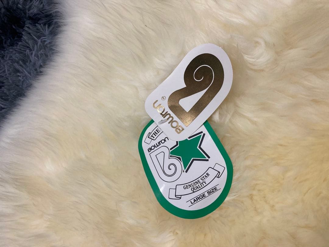 本物ムートンラグ２匹物　羊毛皮　ニュージーランド産　ホワイト