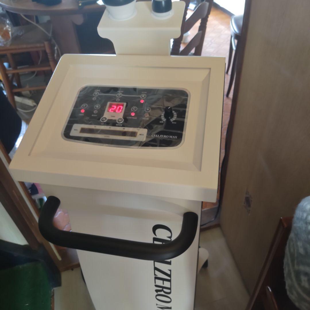 【美品】じぶんde エステ セルゼロマックス 作動良好 ダイエット 美容器具