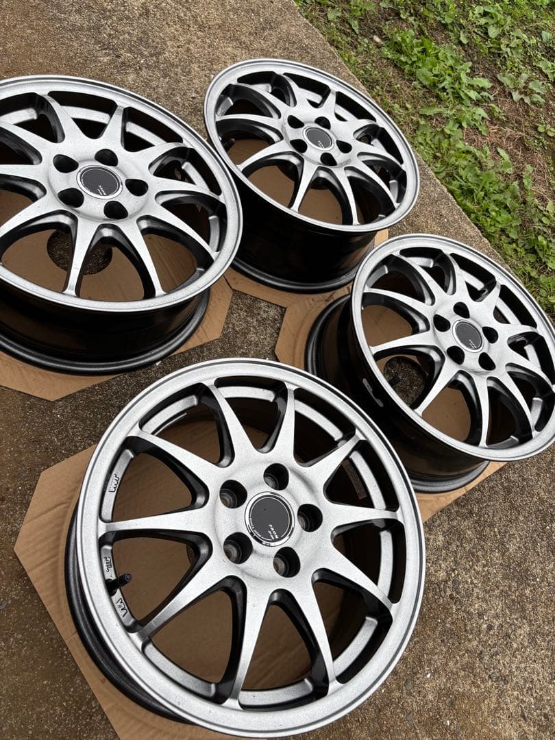 アルミホイール4本セット15インチ　6J5穴　PCD100 インセット40