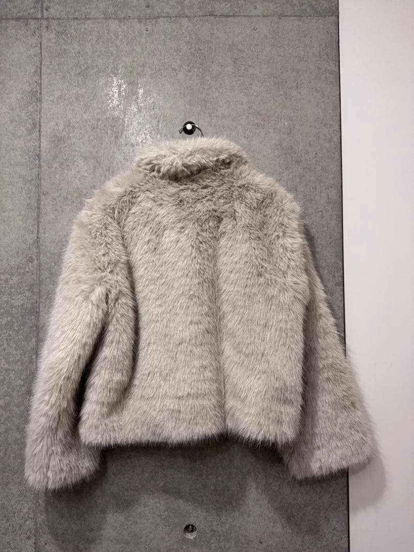 GAP リサイクルフェイクファークロップドコート