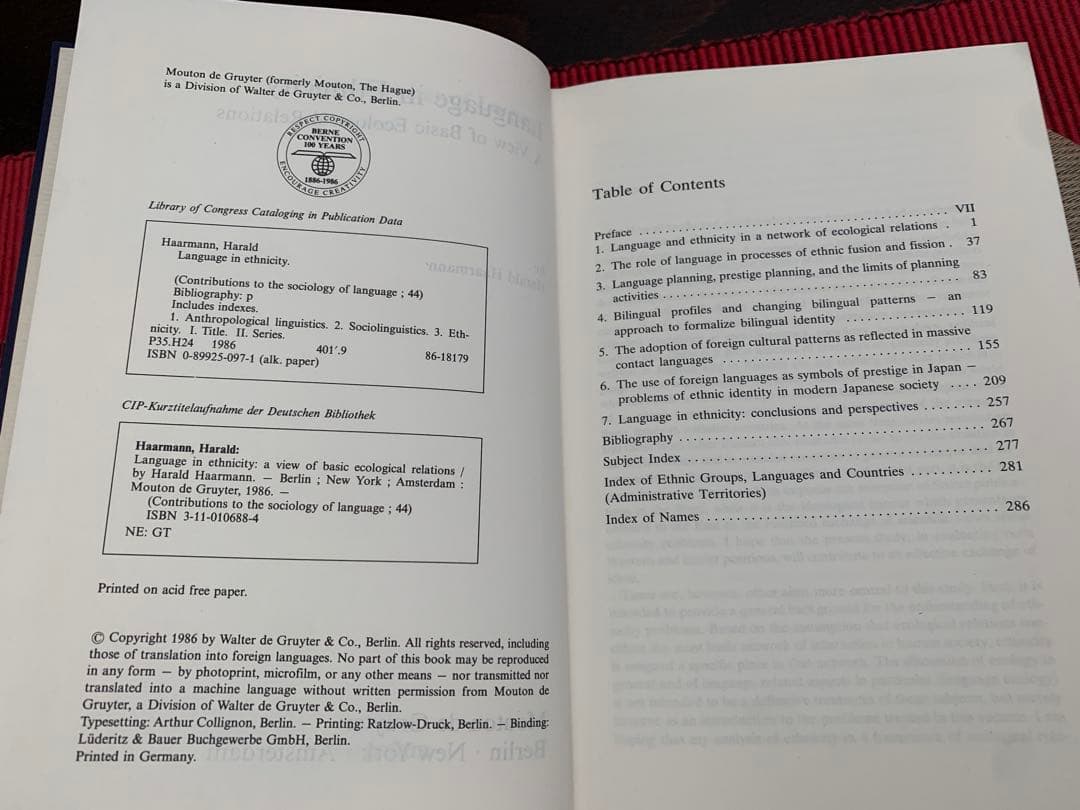 洋書 Language in Ethnicity by Harald Haarmann