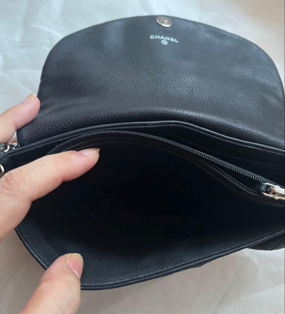 美品　シャネル ハーフムーンショルダーバッグ　チェーンウォレット キャビアスキン