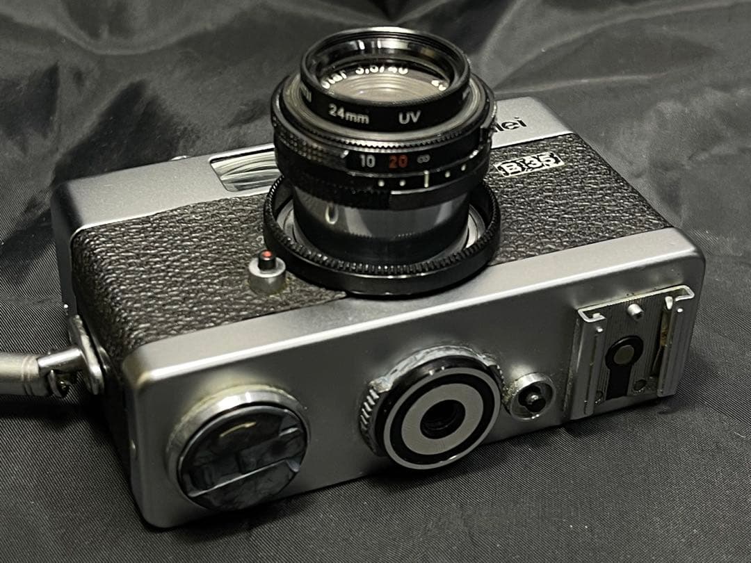 Rollei B35 キャップ・フィルター・ストラップ付き