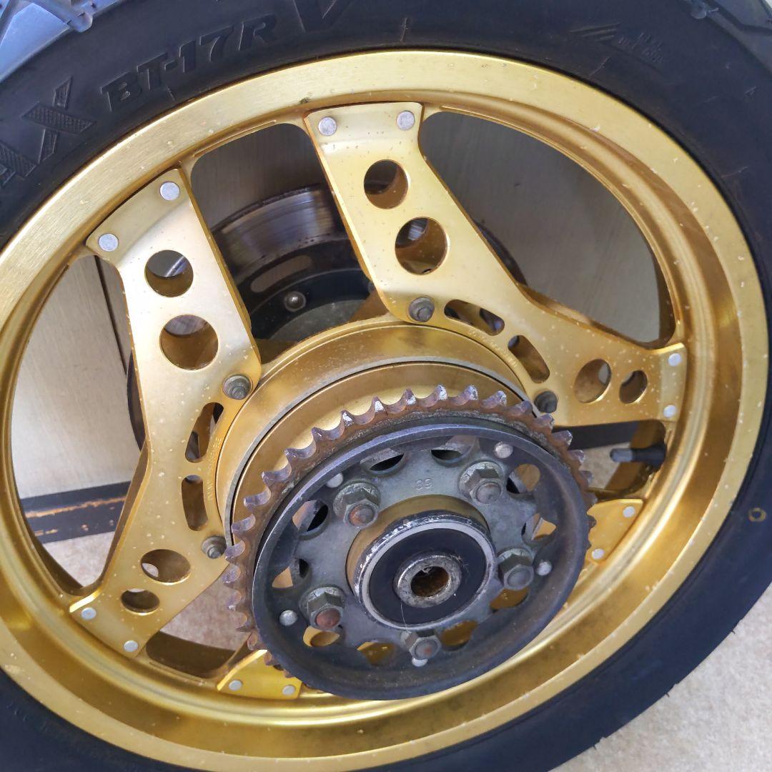 HONDA CB1100R 純正ＲホイールＭＴ３．００×１８☆ロータースプロケ付