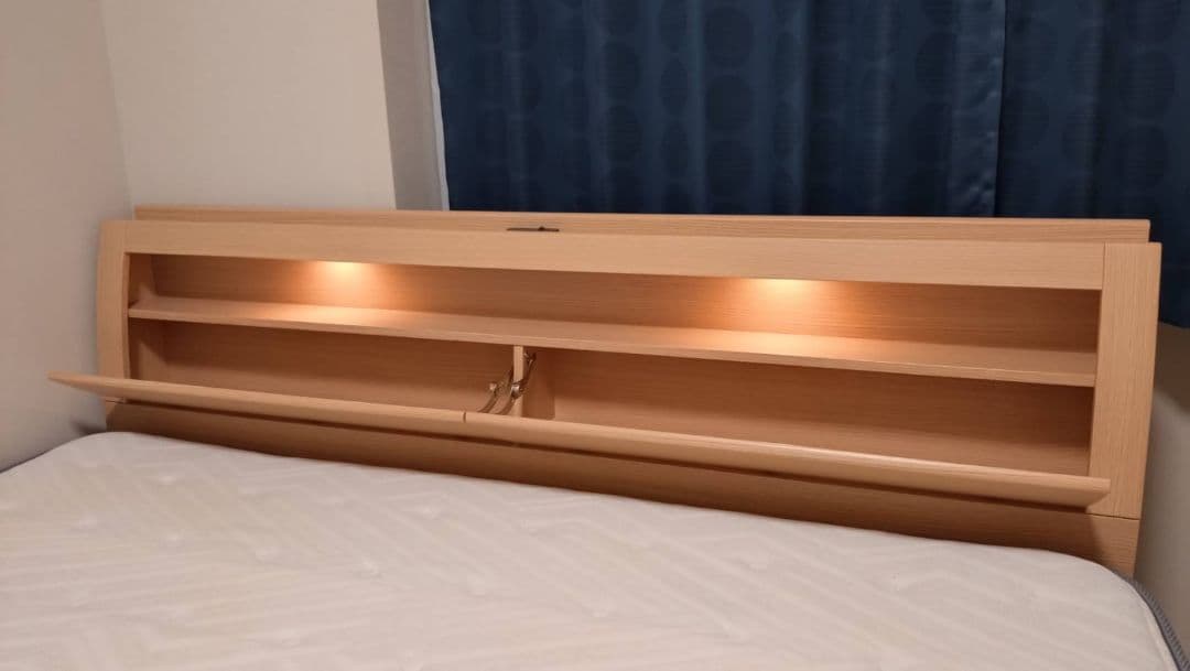 【P】ニトリのクイーンサイズのNsleepハードベッドマットレス・フレーム