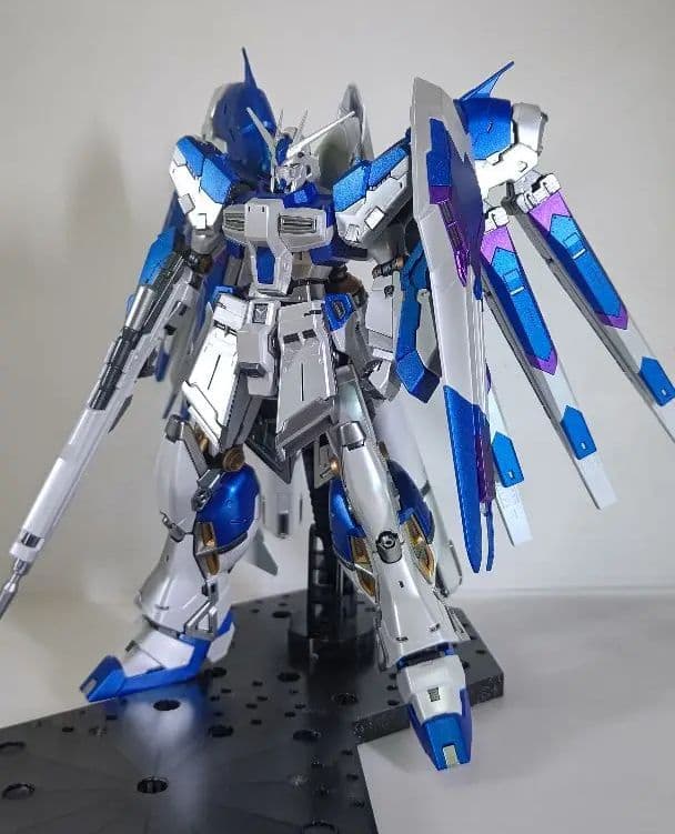 RGHiνガンダム完成品