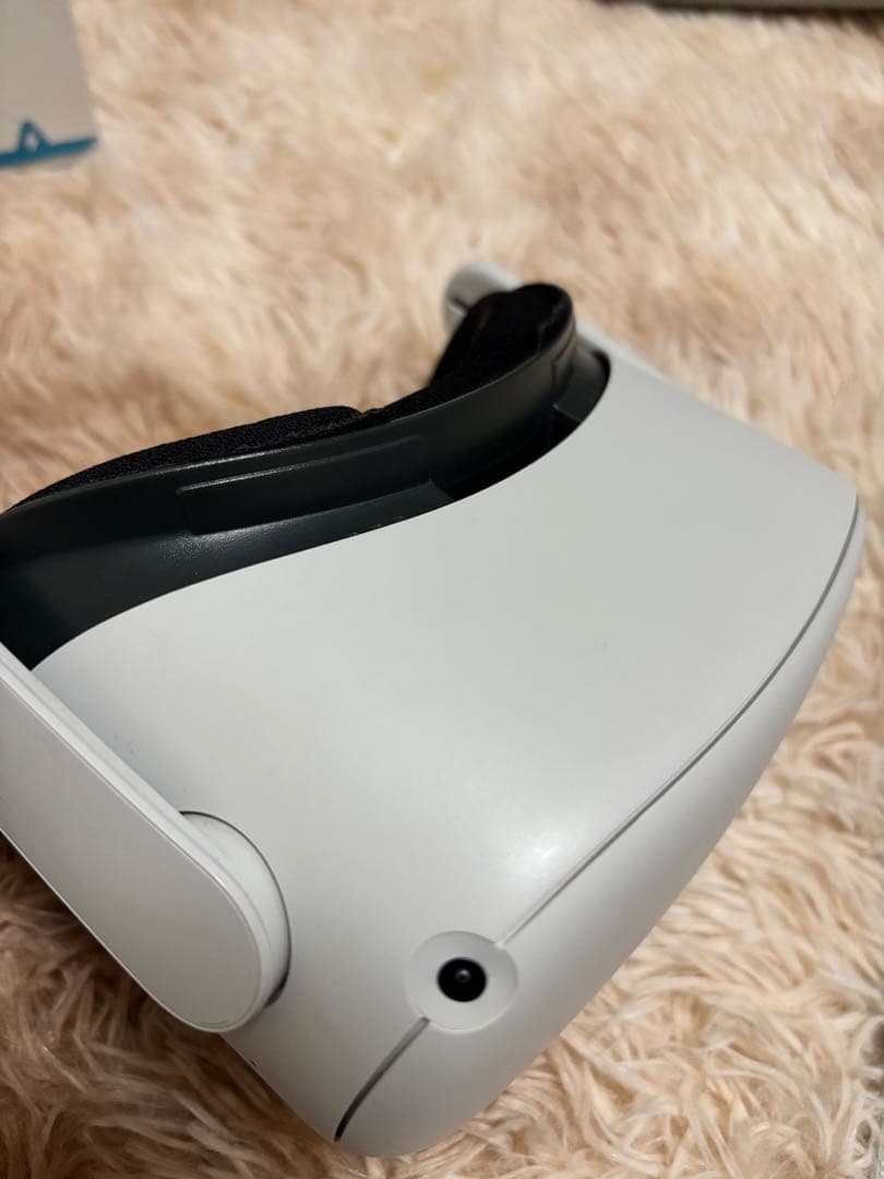  Quest 2（256GB）＋ ANKER 充電機能付きスタンドセット