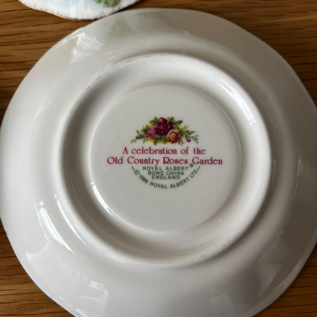 レア✩ロイヤルアルバート　セレブレーション　トリオ　2セット