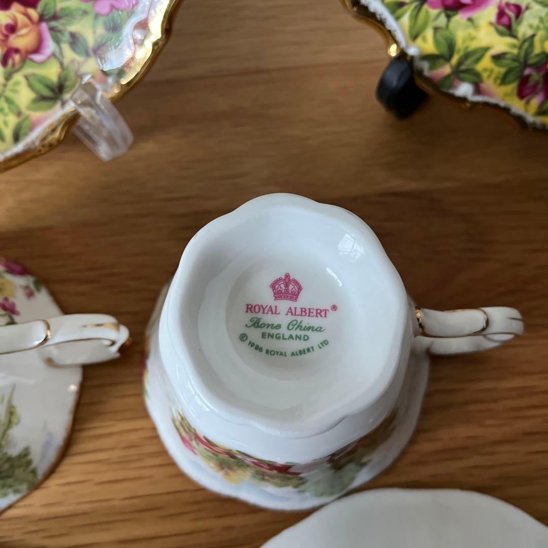 レア✩ロイヤルアルバート　セレブレーション　トリオ　2セット