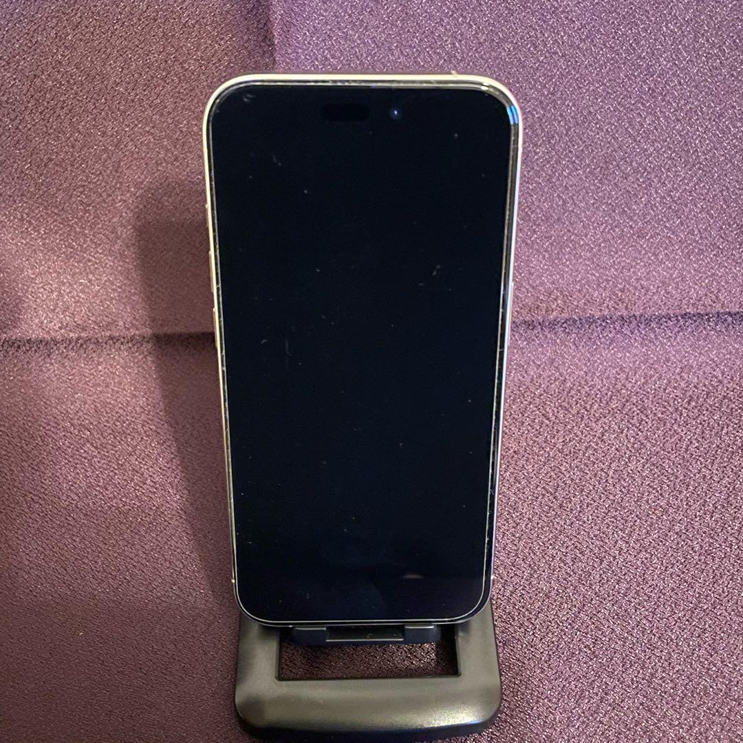 iPhone 15 Pro 512GB ナチュラルチタニウム　海外版　難あり