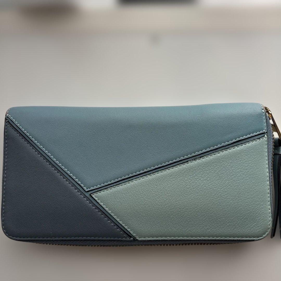 ロエベ パズル アナグラム ラウンドファスナー 長財布 マルチカラー