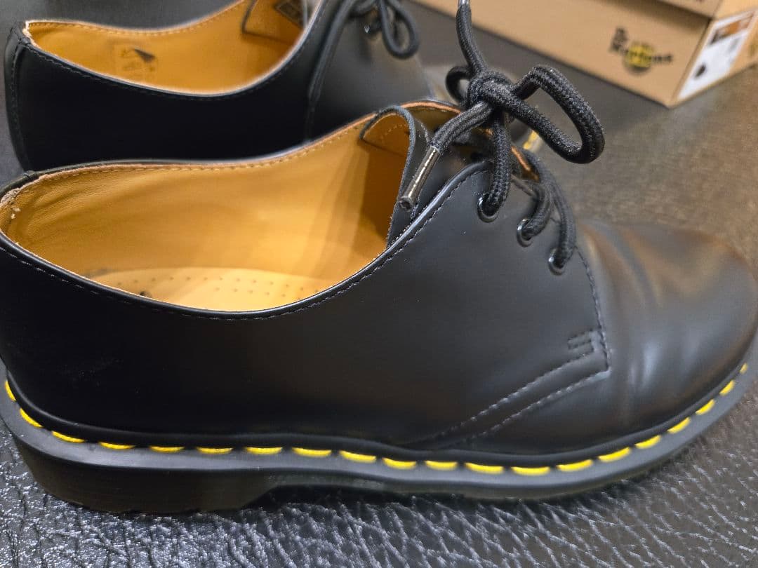 ブラックレザー ローファー 1461 3ホール