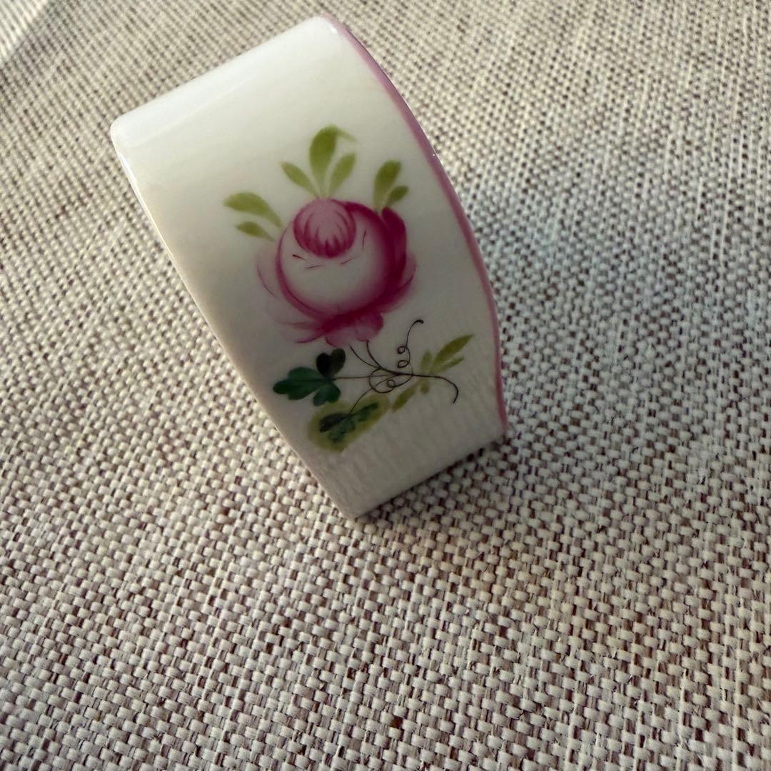 ヘレンド ウィーンの薔薇　ピンク　猫　ミニ小物入れ ボンボニエール