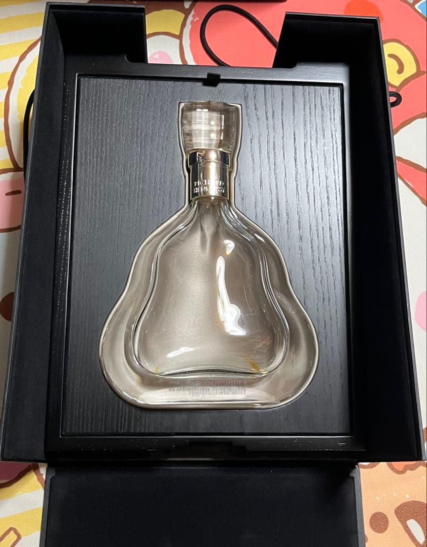 最終お値下げ ヘネシー リシャール 空瓶 化粧箱 外箱付き