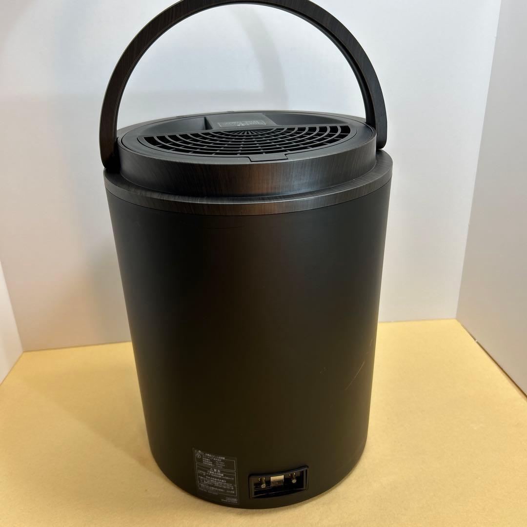 ブラック置き型加湿器 タッチ式操作