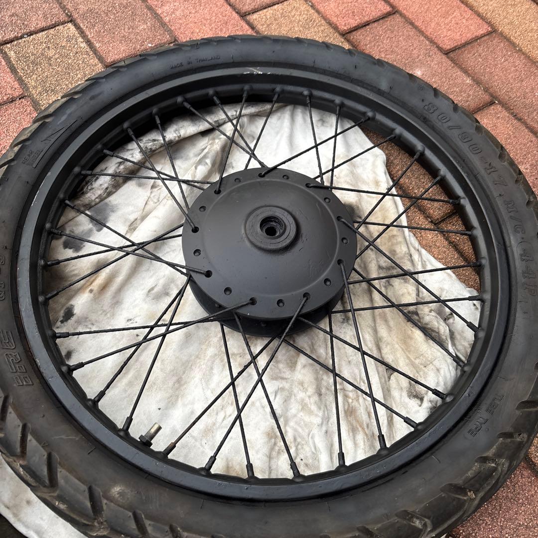 スーパーカブ　90 スタンダード　取り外し　前後タイヤ　ブロックタイヤ　バリ山