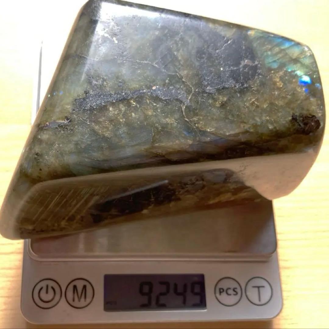 ✨週末限定セール✨ラブラドライト特大924g マダガスカル産 ブルーシラー磨き