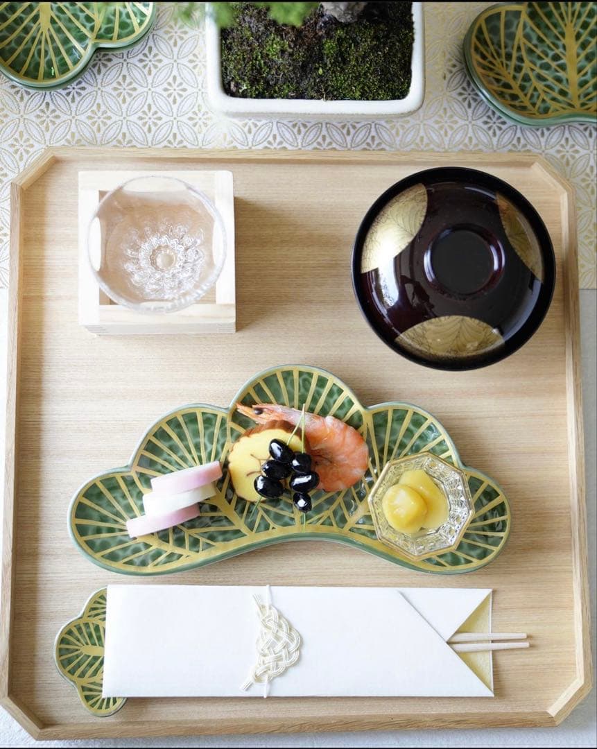 さるいぬきじご依頼品　幸楽窯　松葉形前菜皿　緑金　赤金　白金　5点セット