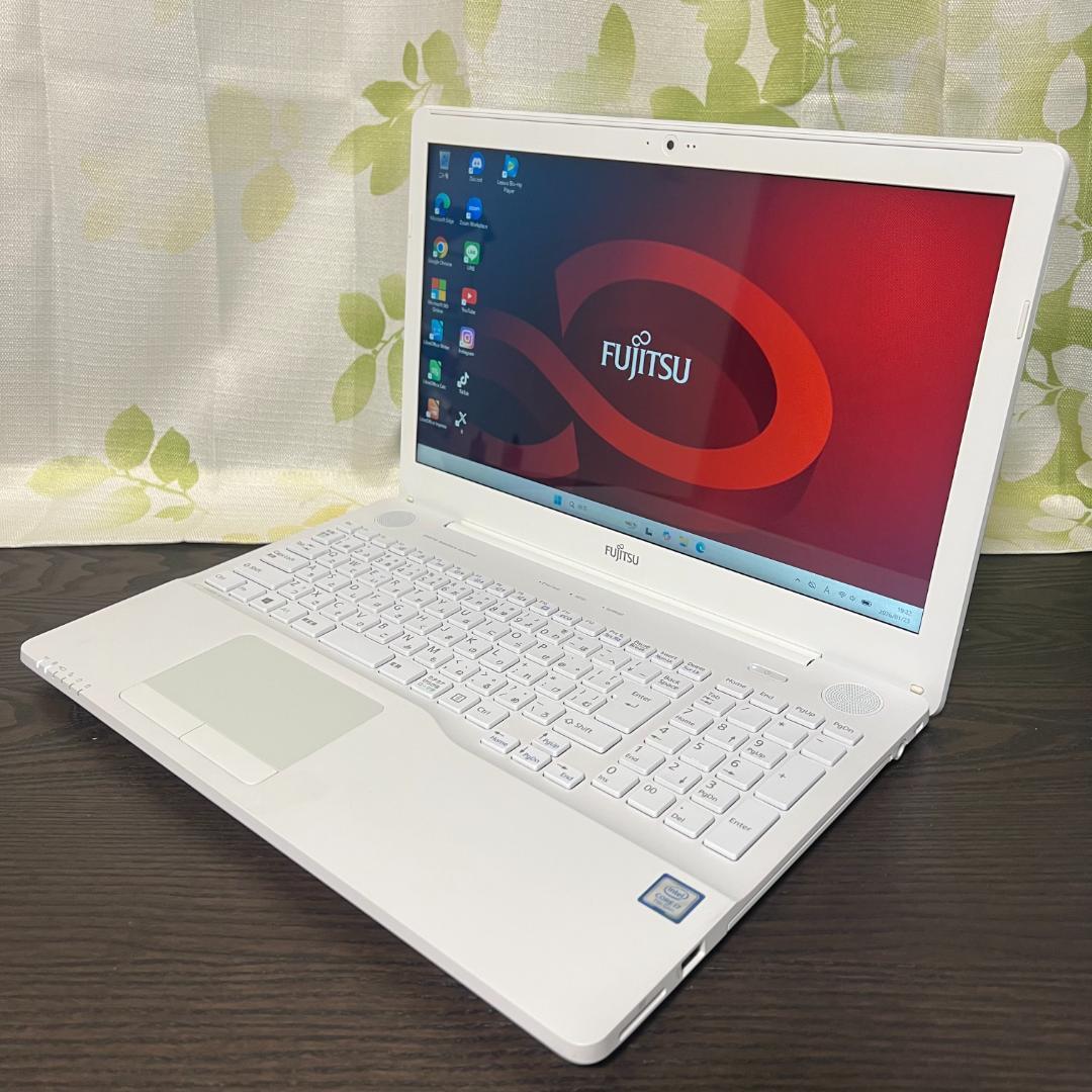 コスパ◎富士通 LIFEBOOK✨SSD240GB☆Core i7☆メモリ8GB