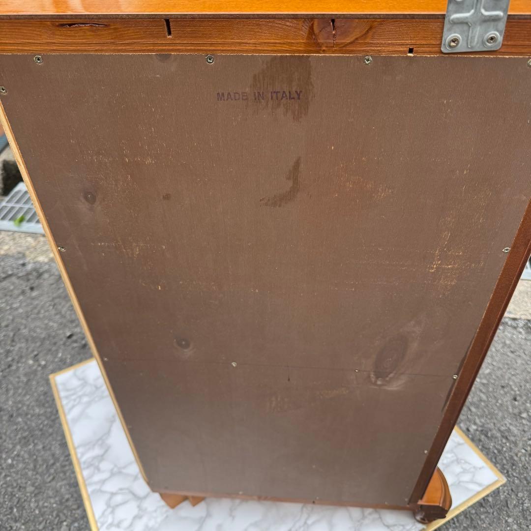 サルタレッリ ガラス　キャビネット イタリア製　ディスプレイ棚　キー付き