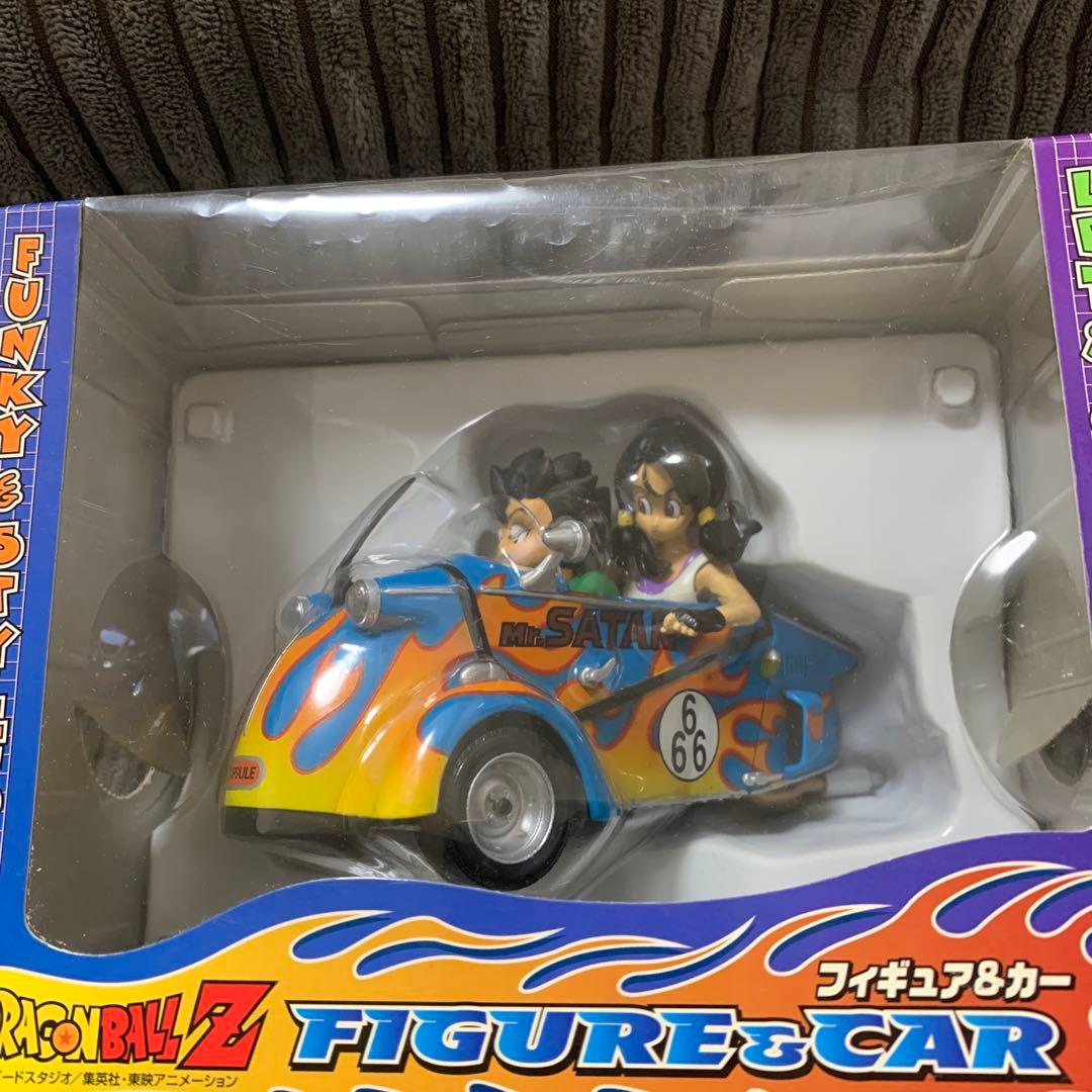 美品　未開封品　ドラゴンボール　フィギュア&カー　悟飯　ビーデル
