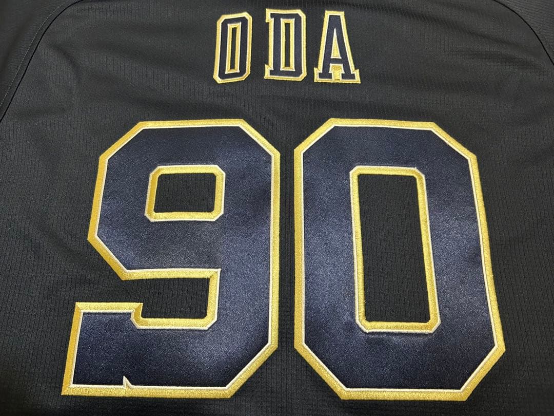 【一回だけ使用】オリックス・バファローズ　90小田裕也コーチビジユニフォーム　Ｏ