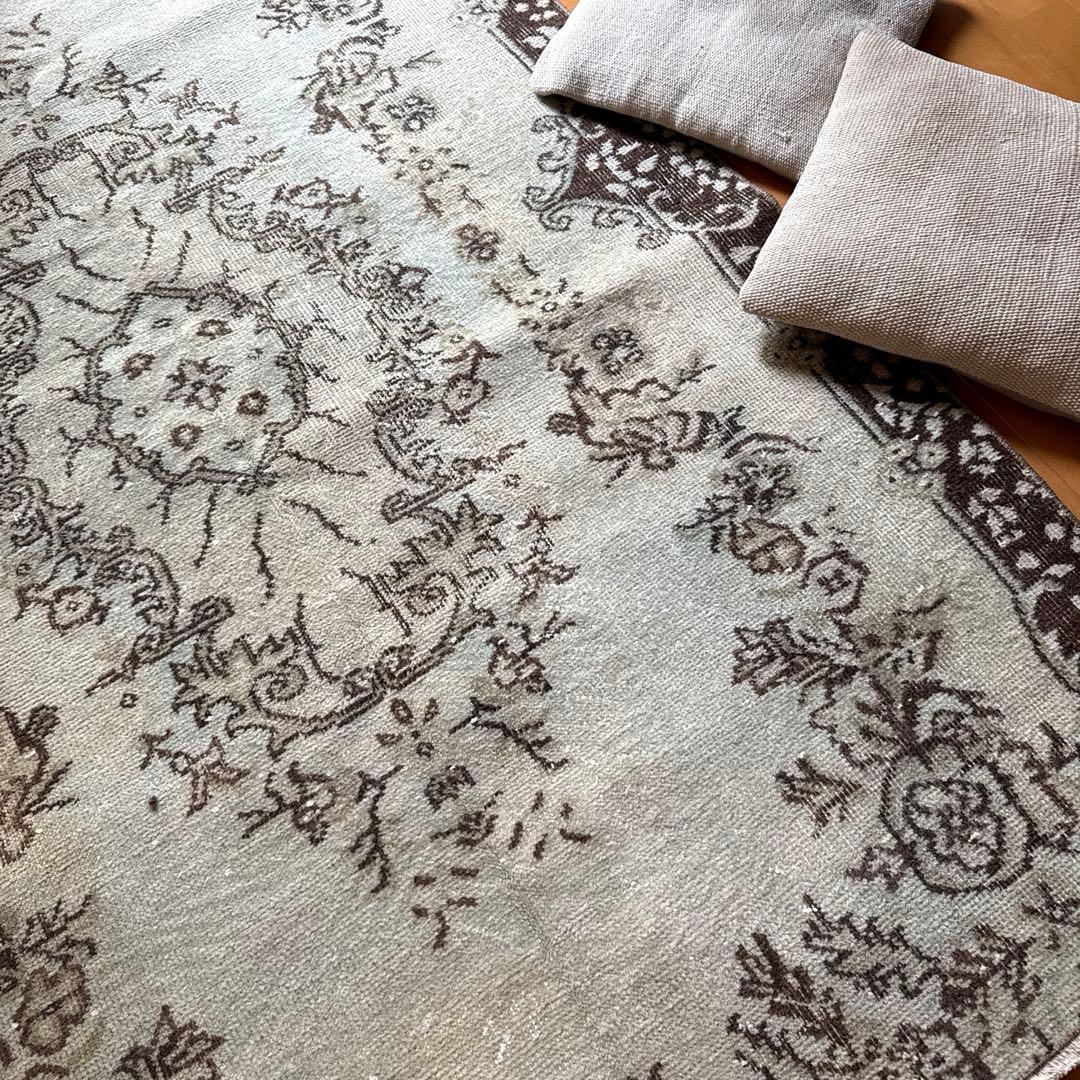 専用　113×169.5淡いグリーン　メダリオン　トルコヴィンテージラグ