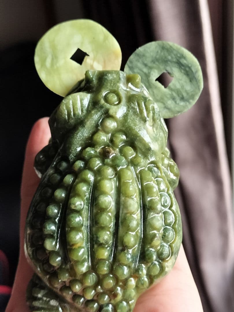 天然石　翡翠　金蟾　金運財運を招き　財が集める　開店置物