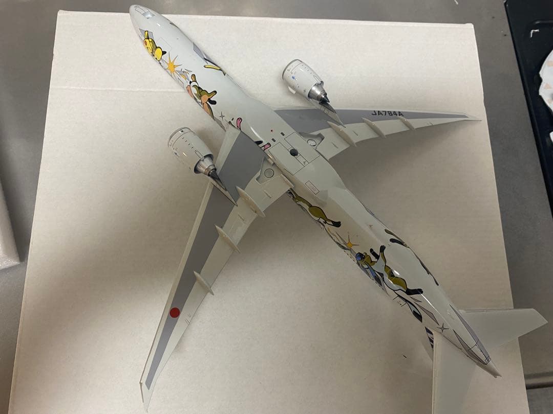 アキ@金額交渉歓迎　ポケモン ボーイング 777-300ER 1:200