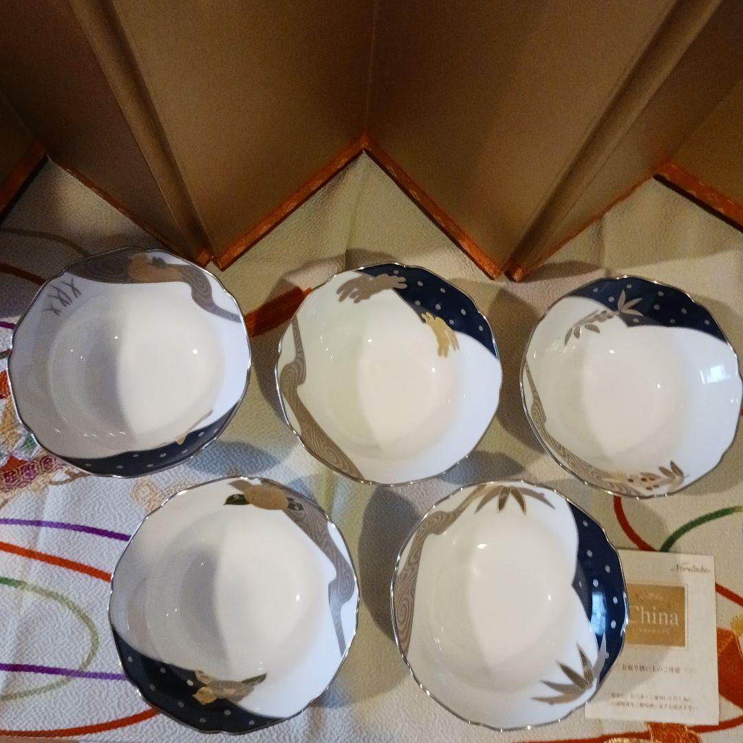 ノリタケボーンチャイナ あやみなも冬 雪見銀彩絵変深小鉢揃 HOYA ２箱