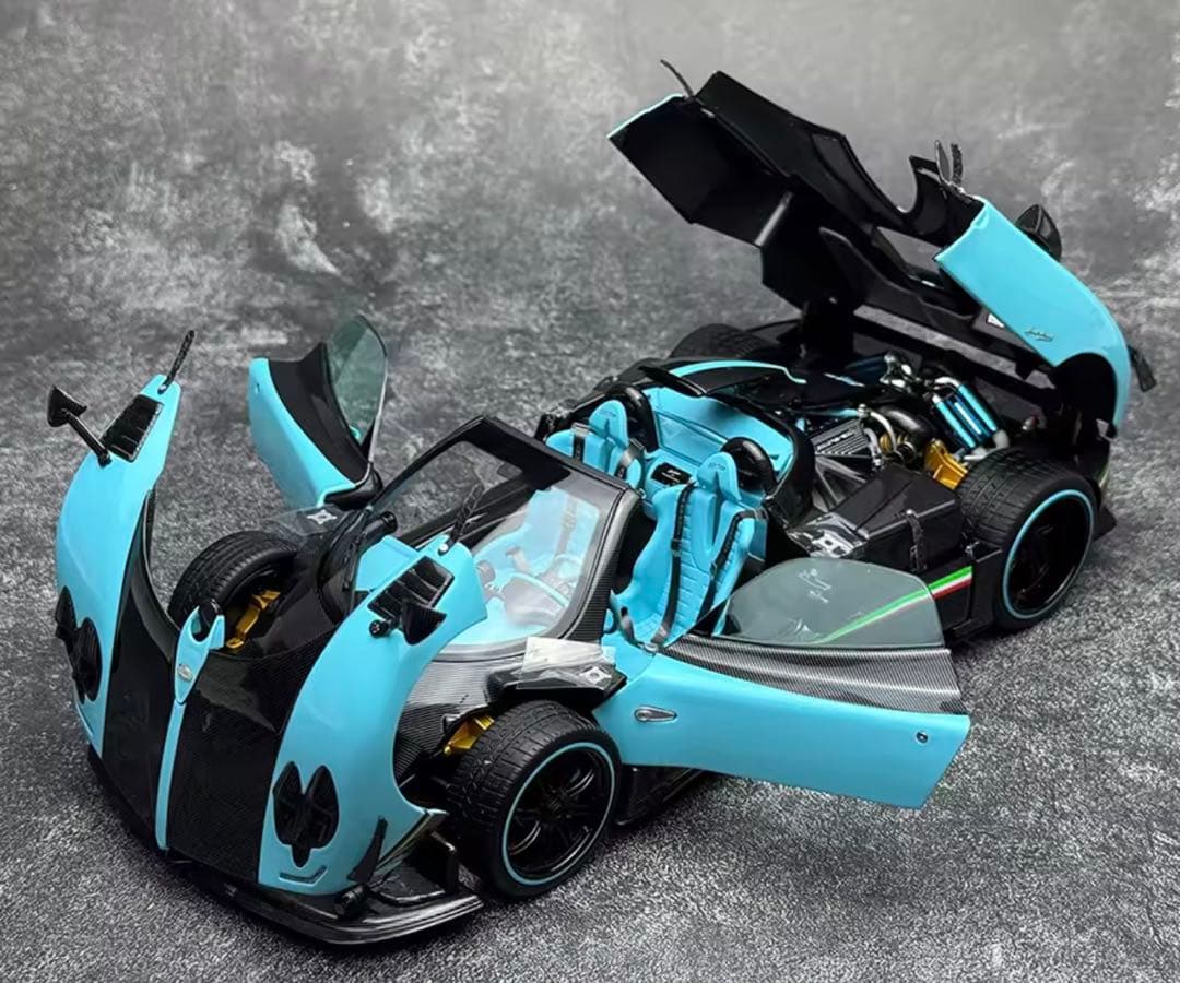 Pagani Zonda Uno 1/18 スケールモデルミニカー
