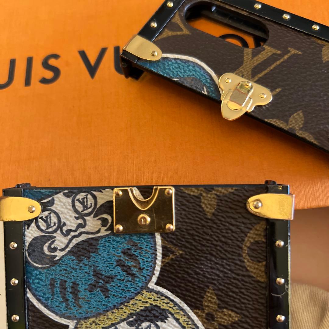 家具・インテリア iPhone case