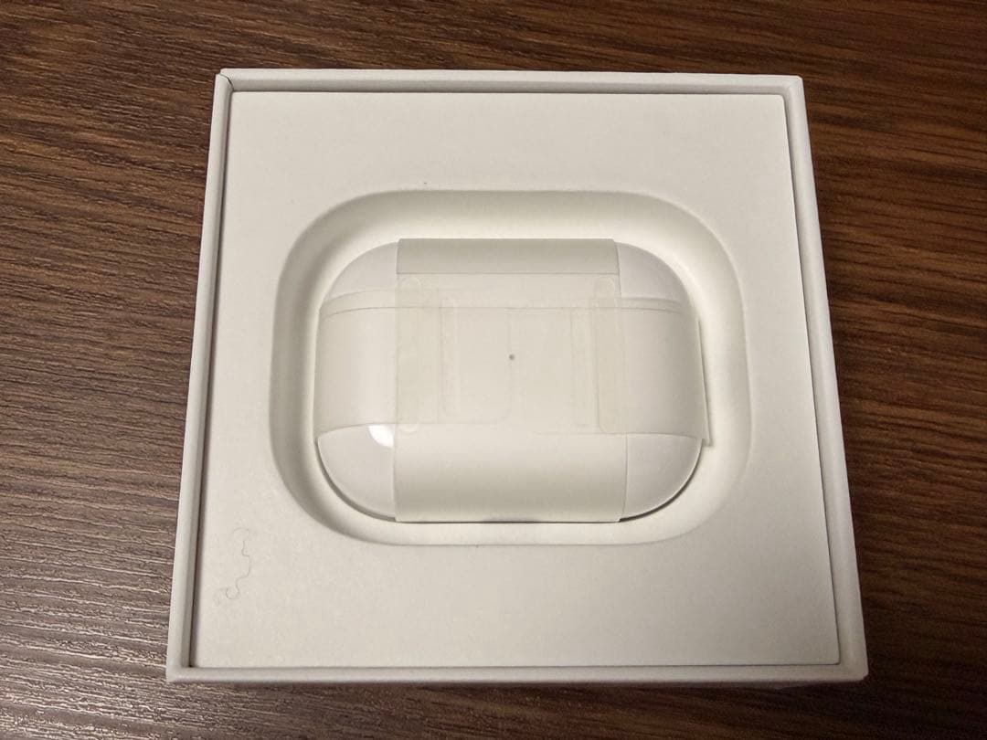 AirPods Pro 2 イヤホン 本体と専用ケース付き