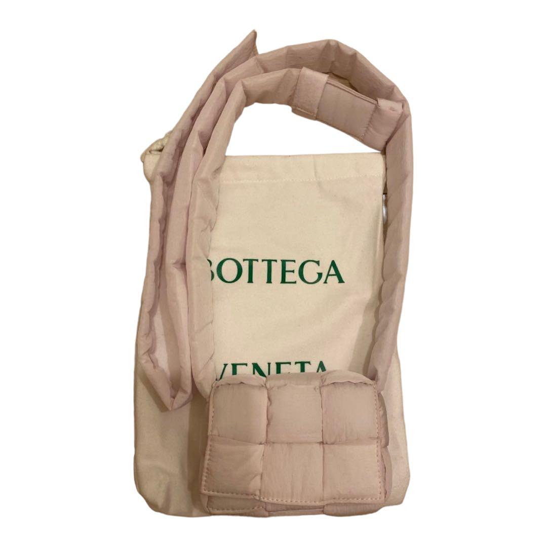 BOTTEGA VENETA ミニカセットバッグ