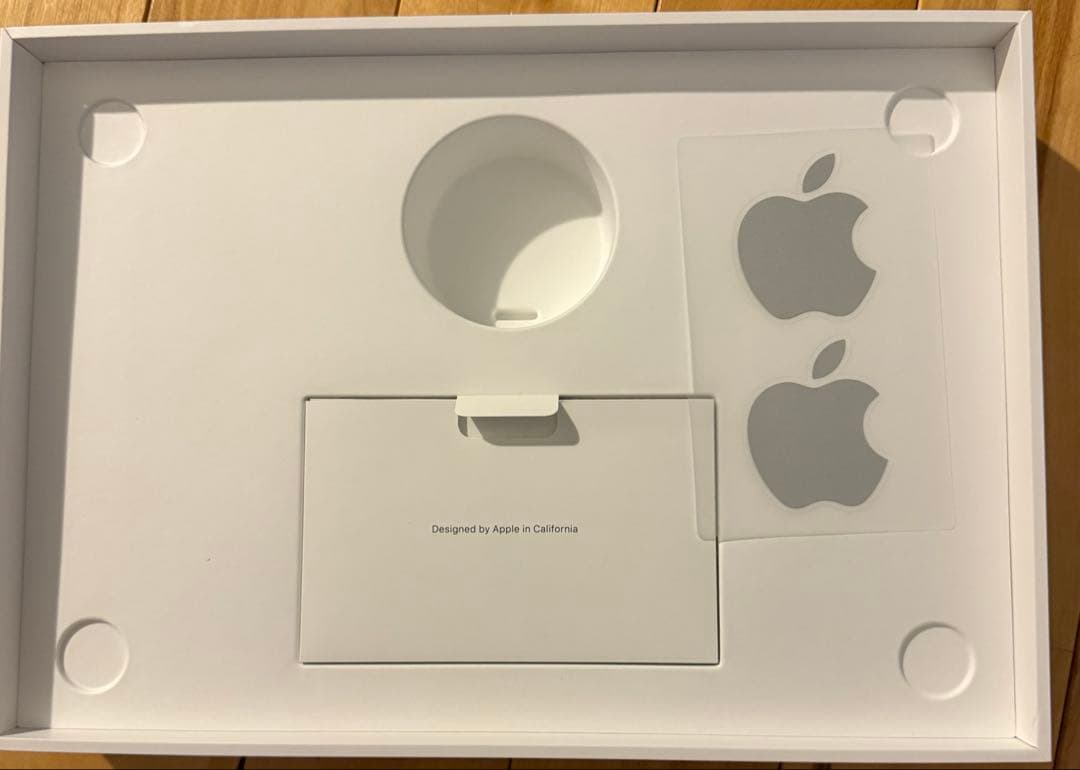 M1 MacBook Air(16GB/256GB) スペースグレイ